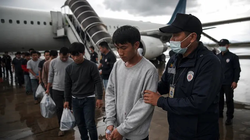 Laos Pulangkan 41 Pekerja Thailand Terkait Operasi Judi Ilegal